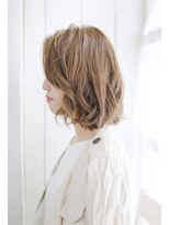 リーニアプラスエヌ(LINHA +n)&nbsp;20代30代40代　 すきが加わる春ミディ【長浜】