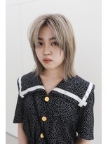 ユー トゥ イーズ(U too e's) 《Utoo e's つくば美容室 》ブロンドベージュ×リラクシーミディ