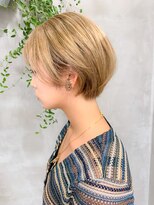 テトヘアー(teto hair) ミルクティベージュ、ブロンドベージュ、ブリーチ、ショートボブ