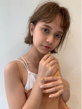 ローウェ 渋谷(Louwe) 小顔切りっぱなしマッシュショート[渋谷/渋谷駅]