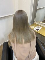 イオエ(ioe)&nbsp;黒髪/ボブルフ/ネビージュ/小顔/ワンレン/髪質改善/グレージュ