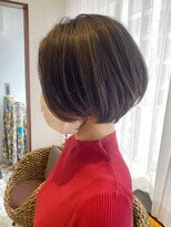 ヘアリゾート粋 新宿三丁目本店 【前地 麻衣】30代/40代/50代　大人のキレイめショートボブ