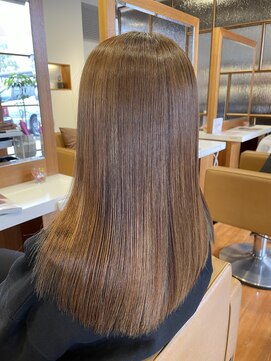 シーツー 川口店(C2) 艶サラストレート