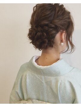 クールブ(Courbe) お呼ばれ着物ヘアアレンジ♪