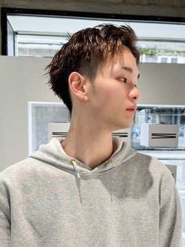 ノエロク 岐阜店(noe rok) ハイトーンスパイキーメンズカットスタイル01