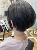 ショートボブ
