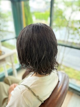 ネオエストログ(NeoestLog) ゆったりパーマスタイル