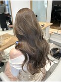 オリーブベージュ×レイヤーカット