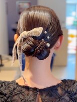 フォーエス(4S)&nbsp;タイトシニヨン ～結婚式お呼ばれヘアアレンジ～