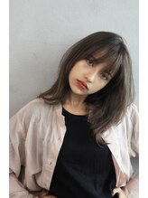 レイヤースタイルでゆるふわ・軽やかな質感のスタイリングが可能に♪人気の韓国風ヘアにも相性◎［柏］