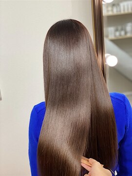 アールサロンギンザ(Rr SALON GINZA) R.HASミルキーアクアtreatment