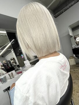 レイム(LAME) ホワイトシルバー