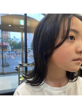 アローズソワン(HELLO'S SOIN) 肩先で弾むカールが可愛らしさの秘訣！