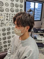 コワファーストナガサキシャンプーボーイ(COIFF1RST NAGASAKI SHAMPOO BOY)&nbsp;ショートセンターパート×ソフトツイストスパイラルパーマ