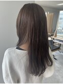 オリーブグレージュ