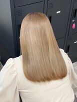 ワンズ ナゴヤ ヴィラ 名古屋栄(ONE's NAGOYA VILA) シアーカラー/カール/セミディ/姫カット