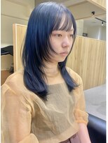 フイ(HUI)&nbsp;ナチュラルブルーブラック艶感ストレート美肌透明感ブルーカラー