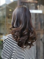 エム デ ヘアー オカダ&nbsp;ツヤ髪ロング