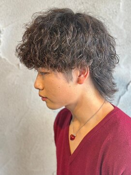 ニアウ 伊勢崎連取店(Niau) 波巻きスパイラルパーマツイストスパイラルパーマシャドウパーマ