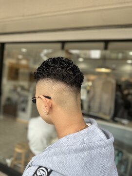 スウェル 船橋店(Swell) #サーフカール#スパイキーショート#ブルーブラック#船橋