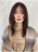レイヤーカット　ミディアムレイヤー　ナチュラルブラウン