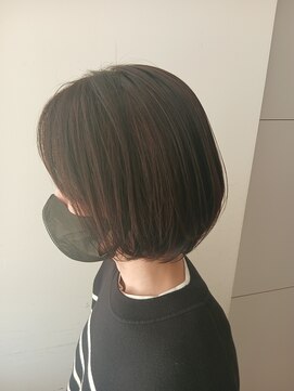 ゼル ビッグアイ(ZELE) のばしかけショートボブ♪