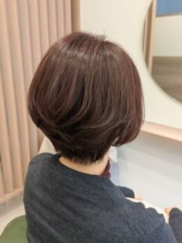 【京都/二条城】年齢を重ねるごとに気になる白髪を"隠す"のではなく"活かす"事で艶のある上品スタイルを◇