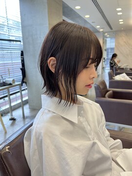 イル 天神西通り店(ill) 20代30代ボブ/ミディアムレイヤー/グレージュ/透明感/天神/大名