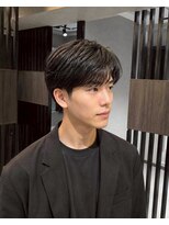 キラヴィ 三宮(KIRAVI)&nbsp;アップバング短髪フェードカットツイストパーマオールバック