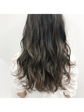 アライブ キチジョウジ(ALIVE Kichijoji) 【ALIVE吉祥寺】グレージュハイライトグラデーション