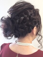 結婚式お呼ばれヘアセット 【ROC LUXBE　加古川店】