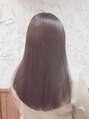 イロヘア アンジョウ(ilo.hair anjo) ストレート、補修トリートメントで艶を出したスタイルです