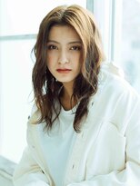 アマリス(Amaris) ランダムウエーブベージュ20代/30代/40代/庭瀬