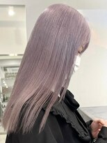 ウィコ 新宿(WICO) ラベンダーシルバー[ケアブリーチ/ペールベージュ/新宿駅]
