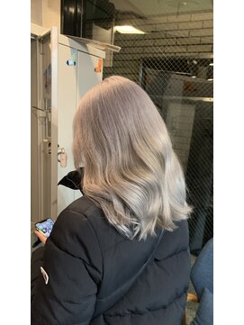 ラフ(LAFF) #ショコラアッシュ#ヘルシースタイル#ふんわりカール