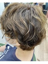 ニコ(nico.)&nbsp;マッシュショートパーマ【nico./nico.due 本厚木】