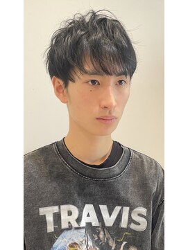 カルナ バイ エルモ(calna by ELMO) スーツ短髪ツーブロック束感モテる黒髪シークレットパーマ流行