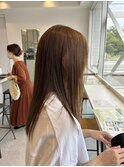 明るめベージュ