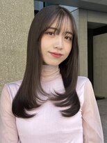 ローネス(LONESS)&nbsp;透明感カラーならこれ！くすみグレージュと動きの出るレイヤー◎