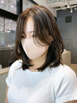 シオン(shion) 顔周りレイヤー美髪韓国ヘアロング_ba413953