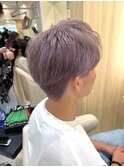 ラベンダーグレージュ/ブリーチ/ツーブロックメンズスタイル