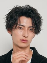 バイフィフス 原宿/表参道(by fifth) 緩め波巻きスパイラルパーマシャドウパーマメンズセンターパート