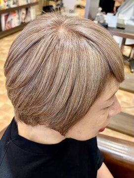 アイニ 河内小阪店(aini) 白髪染め/白髪ぼかしハイライト/ショート/ショートボブ30,40,50