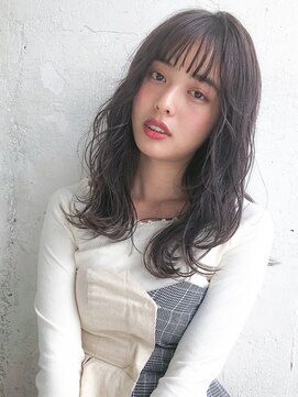 ルティア 池袋(Lutia) ゆるまきセミロングヘア