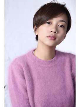 アトリエMAI 北千住 20代30代40代50代黒髪耳かけショートカット