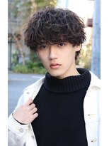 ネイビー(NAVY)&nbsp;プードルパーマ 強めウェーブ マッシュウルフ スタイリング簡単