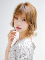 大人可愛いこなれミディ