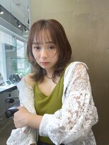 ミューバイケンジ(miu by KENJE)&nbsp;miu　お洒落な顔まわりデザインとウルフ