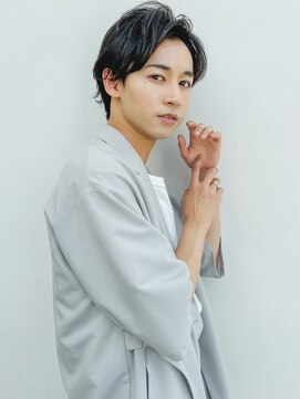 ジョエミバイアンアミ(joemi by Un ami) (joemi 新宿)アップバング メンズミディアムヘア 七三分け 近江