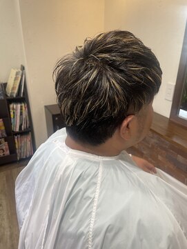 美容室ふくろう メンズハイライトカラー